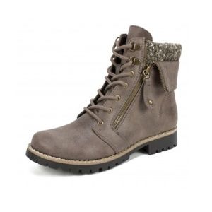 Mountain boots - Cliffs by White Mountain